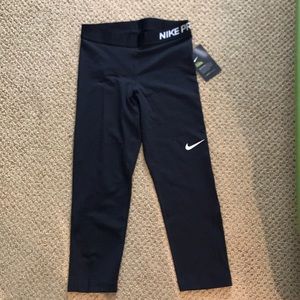 NWT Nike pro cool workout leggings